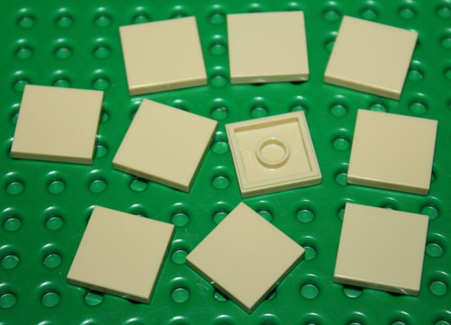 Lego tan tile 2x2 - x,