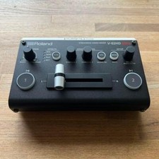 Roland V-02HD MK 2 II Compact Streaming Video Mixer HDMI 10 canaux Audio Mixing