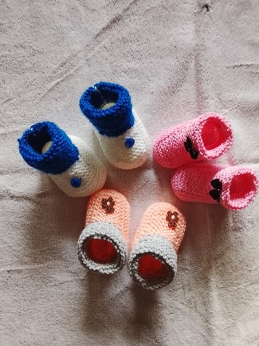 Lot chaussons bébé maille