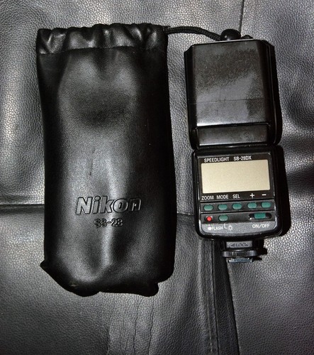 Flash nikon dx - 28,