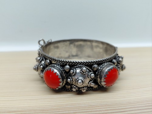 Bracelet manchette oriental