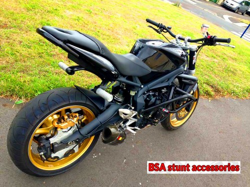 Triumph street triple 675 - triple,