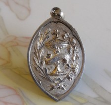 Ancienne Médaille pendentif de calice en argent massif