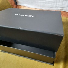 Boite CHANEL  33x27x12.5