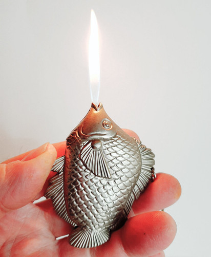Briquet porte clé poisson - porte,