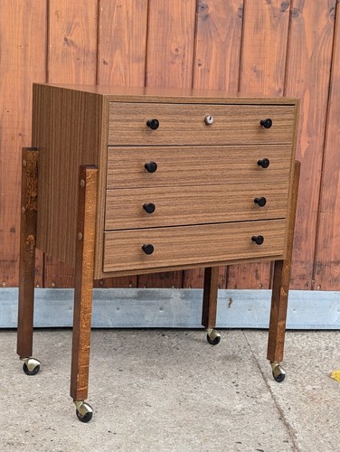 Table couture vintage - table, de