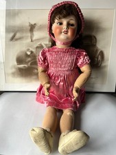 Rare poupée UNIS France