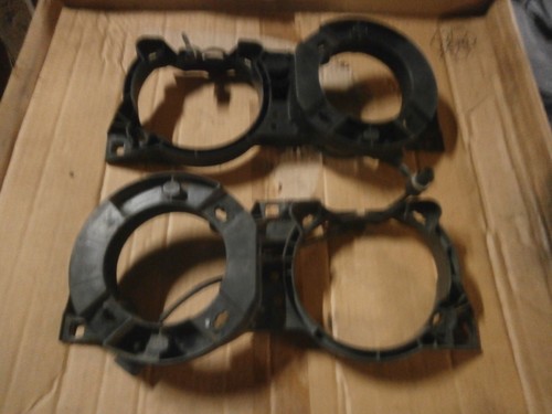 Supports phares bmw e30 - de,