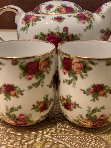 Royal albert set collectible - royal,