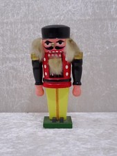 FDkuM4 - Soldat Nussknacker En