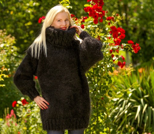 Black thick mohair - , sweater