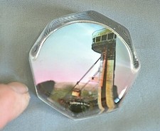 Beau presse papier ancien octogonal en verre avec bulles Téléphérique du Salève