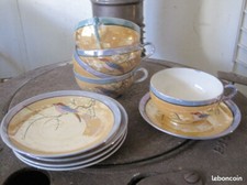 SERVICE A CAFE EN PORCELAINE TRES FINE MOTIF OISEAU CHINE