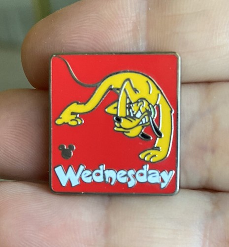 Disney pin pluto wednesday - disney,