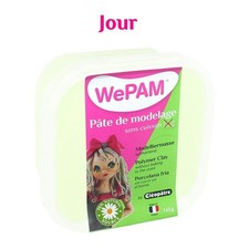 Pâte modeler - à,