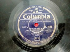 Edith Piaf Un Refrain Courait