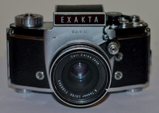 EXAKTA VAREX IIb + Carl Zeiss Jena Tessar 2.8/50mm en panne.