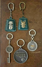 Lot de 5 porte-clés vintage UTA Aviation - très bon état - compagnie aérienne
