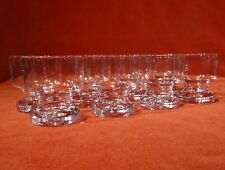 8 verres à pied en verre