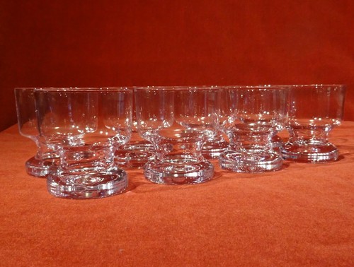 Verres pied en - 8,