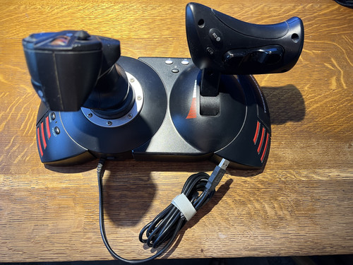 Thrustmaster flight hotas x - t.flight,