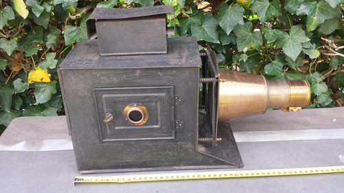 Ancien jouet grosse lanterne - grosse,