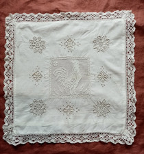 ancienne housse de coussin en linon brodé main et dentelle au filet