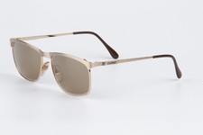 300€ Lunettes de soleil