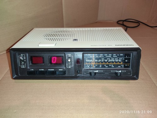 Ancien radio réveil grundig - ancien,
