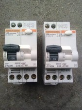 1 disjoncteur différentiel