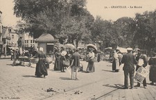 50  CPA N° N°52 GRANVILLE LE MARCHÉ