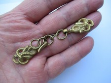 RARE Paire ATTACHE AGRAFE de CAPE ENTRELACS DORE METAL fermeture bouton old Clip