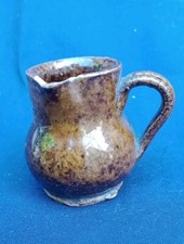 Ancien petit pot terre cuite