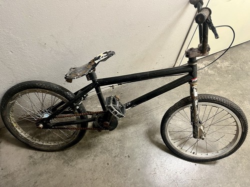 Old school bmx dirt - , jumping