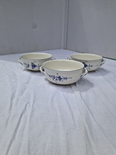 Lot tasse à - 3, soupe
