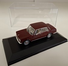 Simca 1500 1964 1/43 IXO Boite