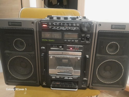Boombox hitachi trk 9150e - hitachi, trk-9150e