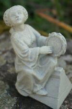 LB02 FIGURINE GARGOUILLE JOUEUSE DE TAMBOURIN DRAGON GOTHIQUE CATHEDRALE  BOSCH