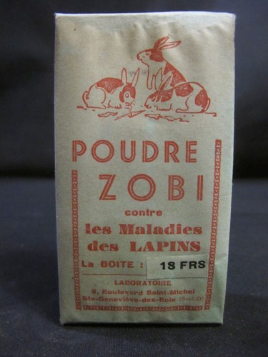 Ancienne boîte publicitaire