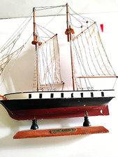 GOELETTE LA DECOUVRANCE EN BOIS BLEU ET BLANC 32X7X32 CM POIDS 500GR