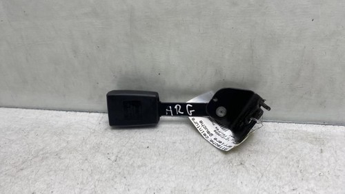 Attache ceinture arriere