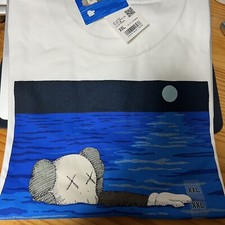 T-shirt Uniqlo x KAWS blanc