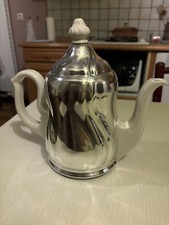 Théière ou cafetière avec