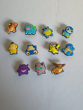 Lot 11 Charms Pokémon pour