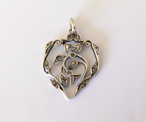 Ancien pendentif art - ancien,
