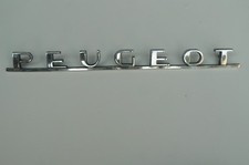 PEUGEOT très GRAND emblème logo sigle monogramme hayon coffre en métal chromé