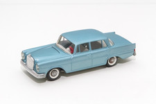 Tekno Mercedes 220 SE No Dinky No Mebetoys No Marklin No Solido No Norev
