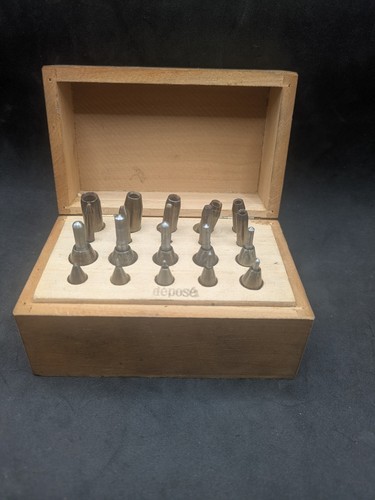 Jeu ancien endouilloirs - jeu, d’endouilloirs