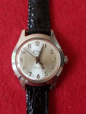 Montre mécanique femme ancienne. Année 60