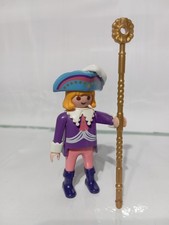 PLAYMOBIL FIGURINE SERVITEUR